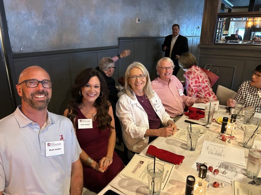 Bama Knoxville chapter members