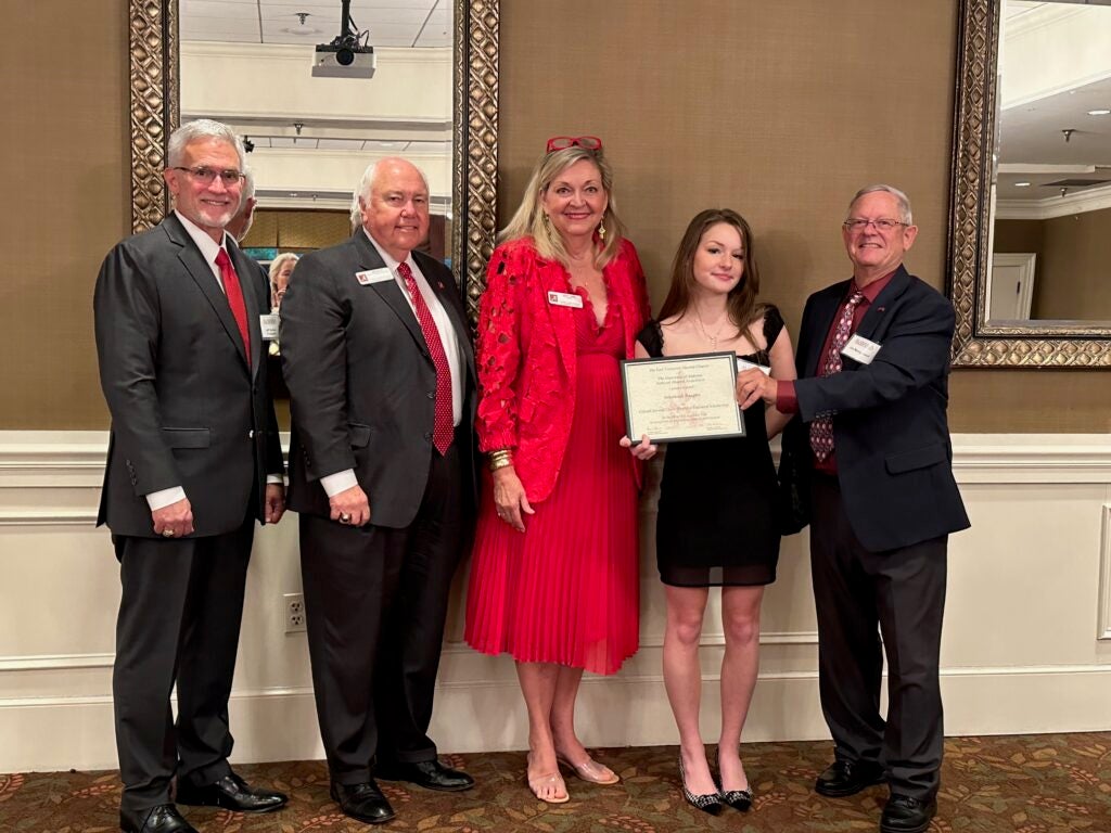 Bama Knoxville chapter members