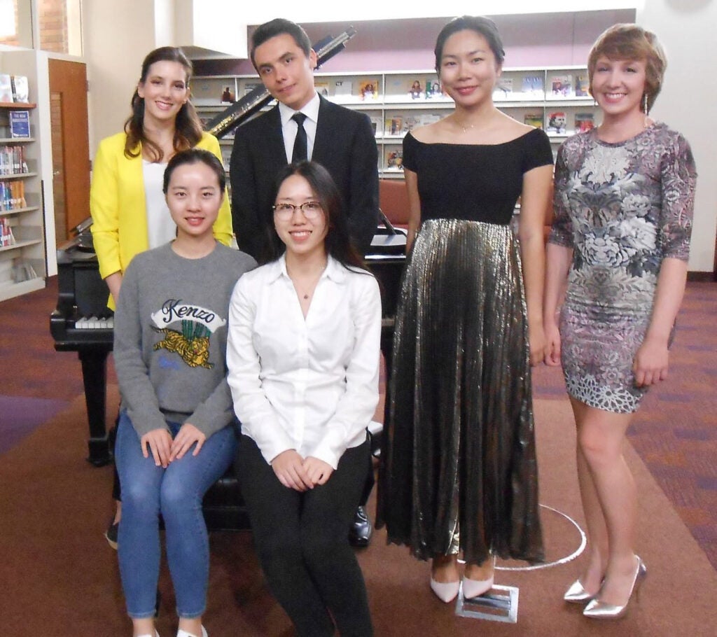Back row left to right Marija Srdic, Ivan Yumagulov, Yongtong Tan, Sandy Coursey. Front row left to right Sijia Lin and Hanqiu Xu